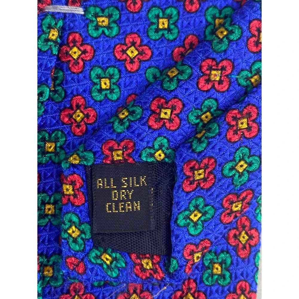 Bill Blass Mens Silk‎ Tie Blue Red Green Floral Medallion Made in USA 56x4